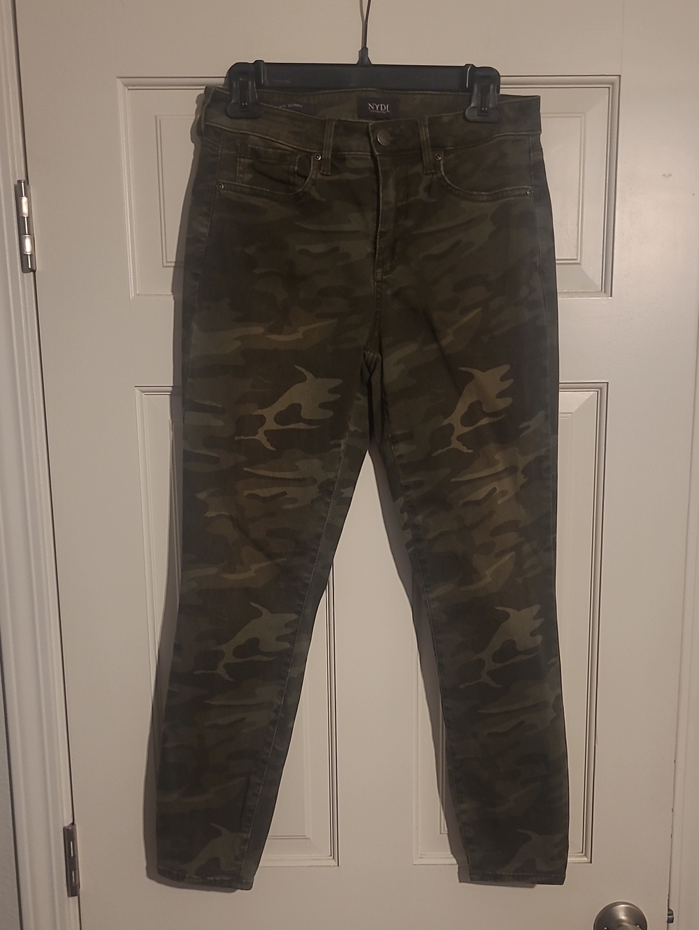 NYDJ Women's Skinny Camo Jeans - Olive Green Camo Size 6